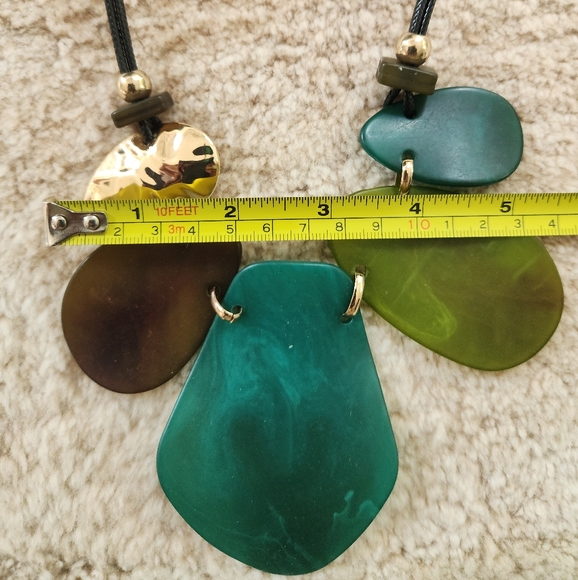 Green, Olive and Goldtone Statement Necklace with Earrings Set - Picture 14 of 15